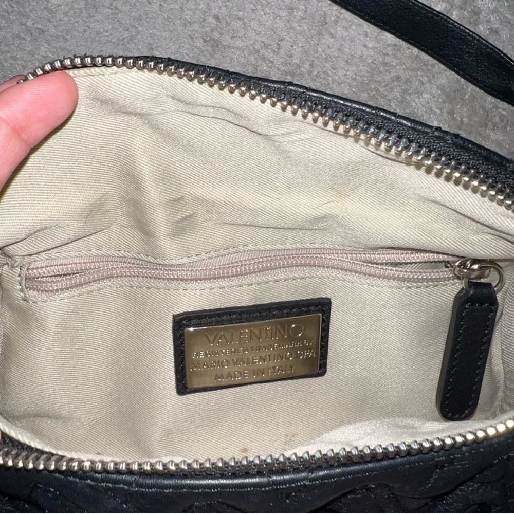 Mario Valentino Cross Bag - Picture 3 of 8